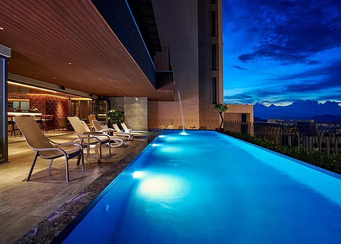Champton Nha Trang Hotel